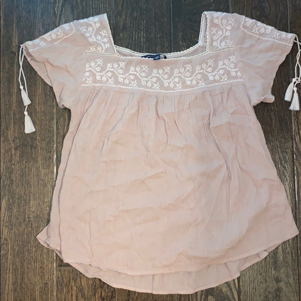 American Eagle short sleeve